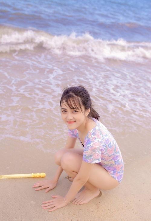 最新成人女泳衣图片视频