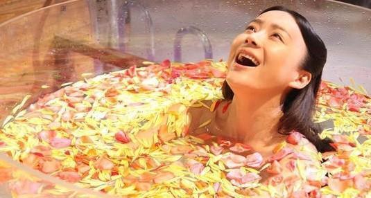 成人泡澡帽子怎么戴视频,成人泡澡帽子正确佩戴教程