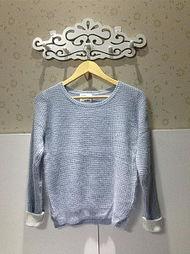 成人红白毛衣写真视频,红白毛衣映衬下的成人魅力写真