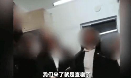 成人撞到头视频真实图片,成人头部撞击瞬间，真实画面令人触目惊心