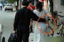 成人情侣野战视频,成人情侣私密瞬间揭秘