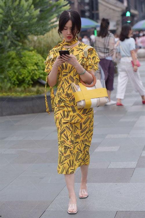 成人长裙的勾织视频,成人长裙勾织教程详解